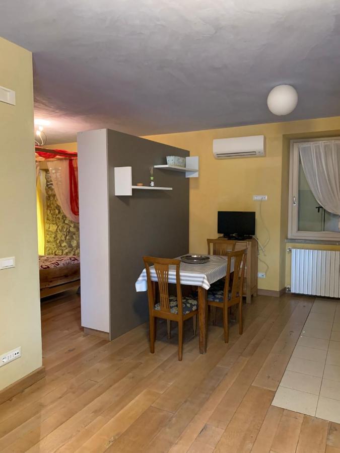 Borgo Al Sole By Garda Facilities Aparthotel Puegnago del Garda Exterior photo