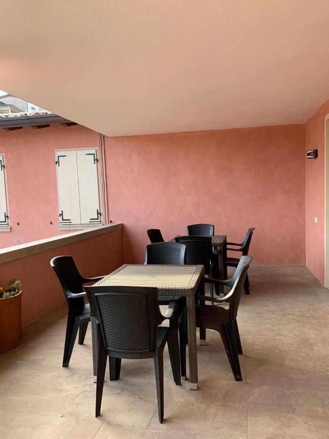 Borgo Al Sole By Garda Facilities Aparthotel Puegnago del Garda Exterior photo