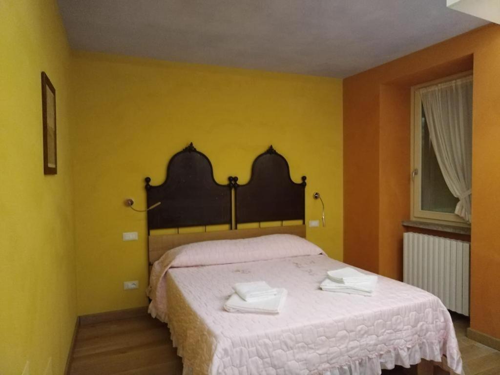 Borgo Al Sole By Garda Facilities Aparthotel Puegnago del Garda Exterior photo